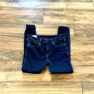 GAP True Skinny Mid Rise  Women’s Jeans! EUC